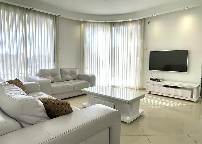 3Br Garden Apt Golf Residence Eilat