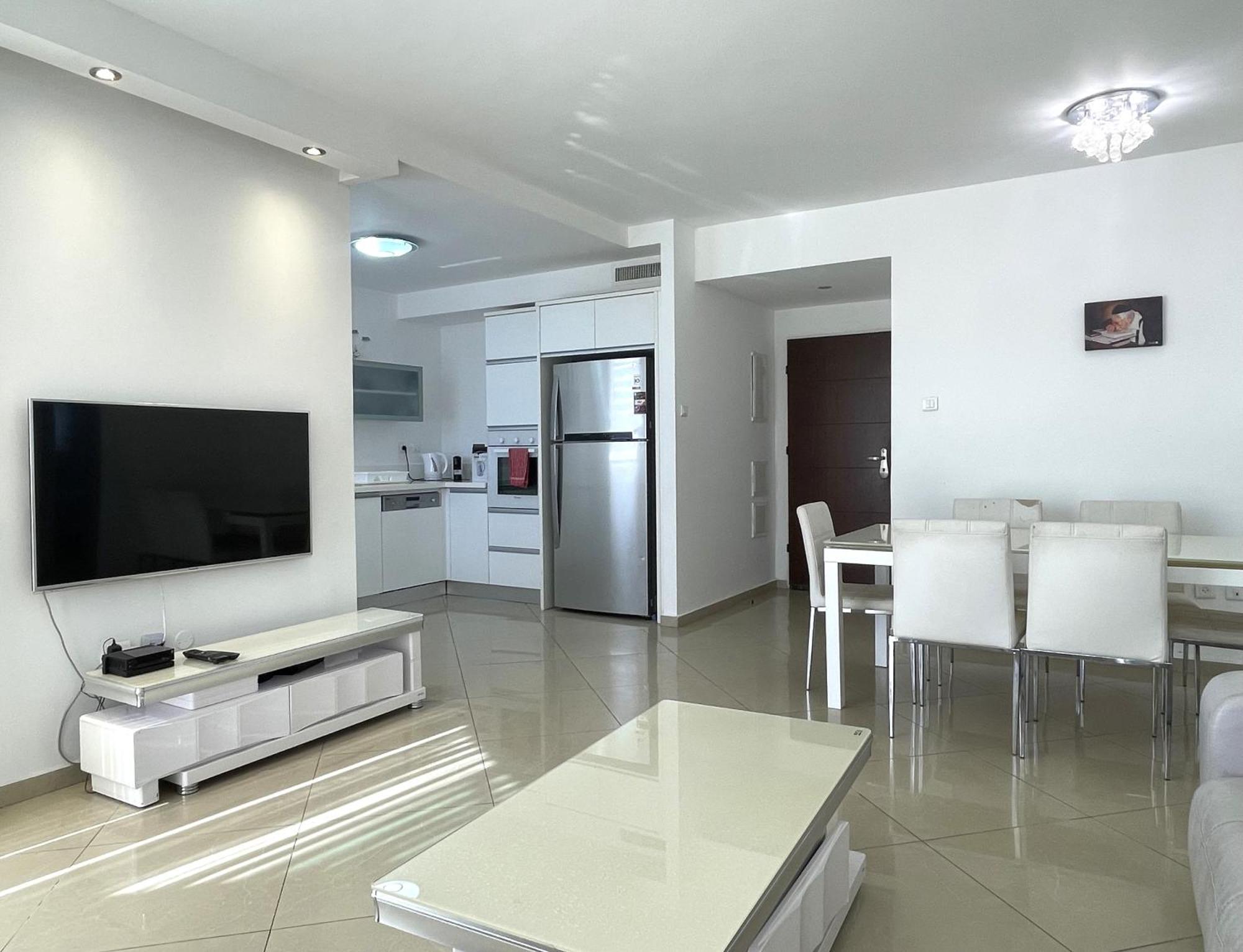 3br Garden Golf Apartment